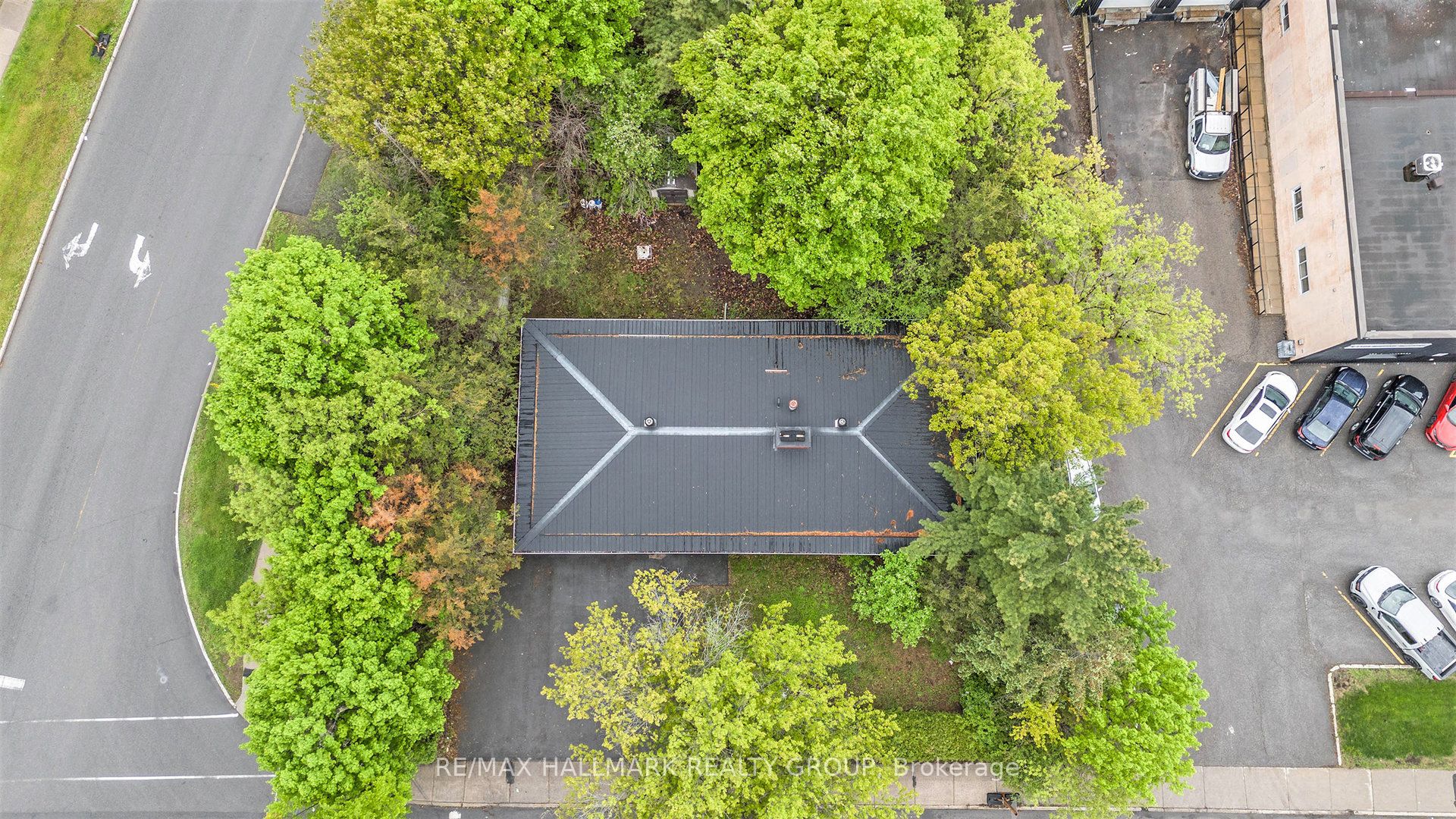 1128 Cummings Avenue