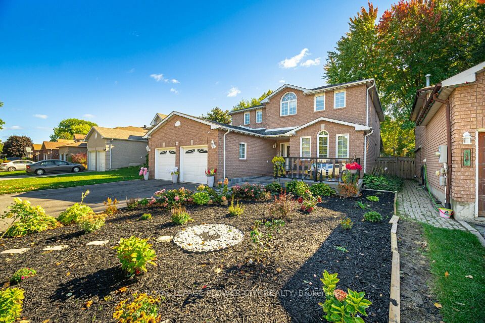 35 Jones Drive, Barrie, ON L4M 6H7