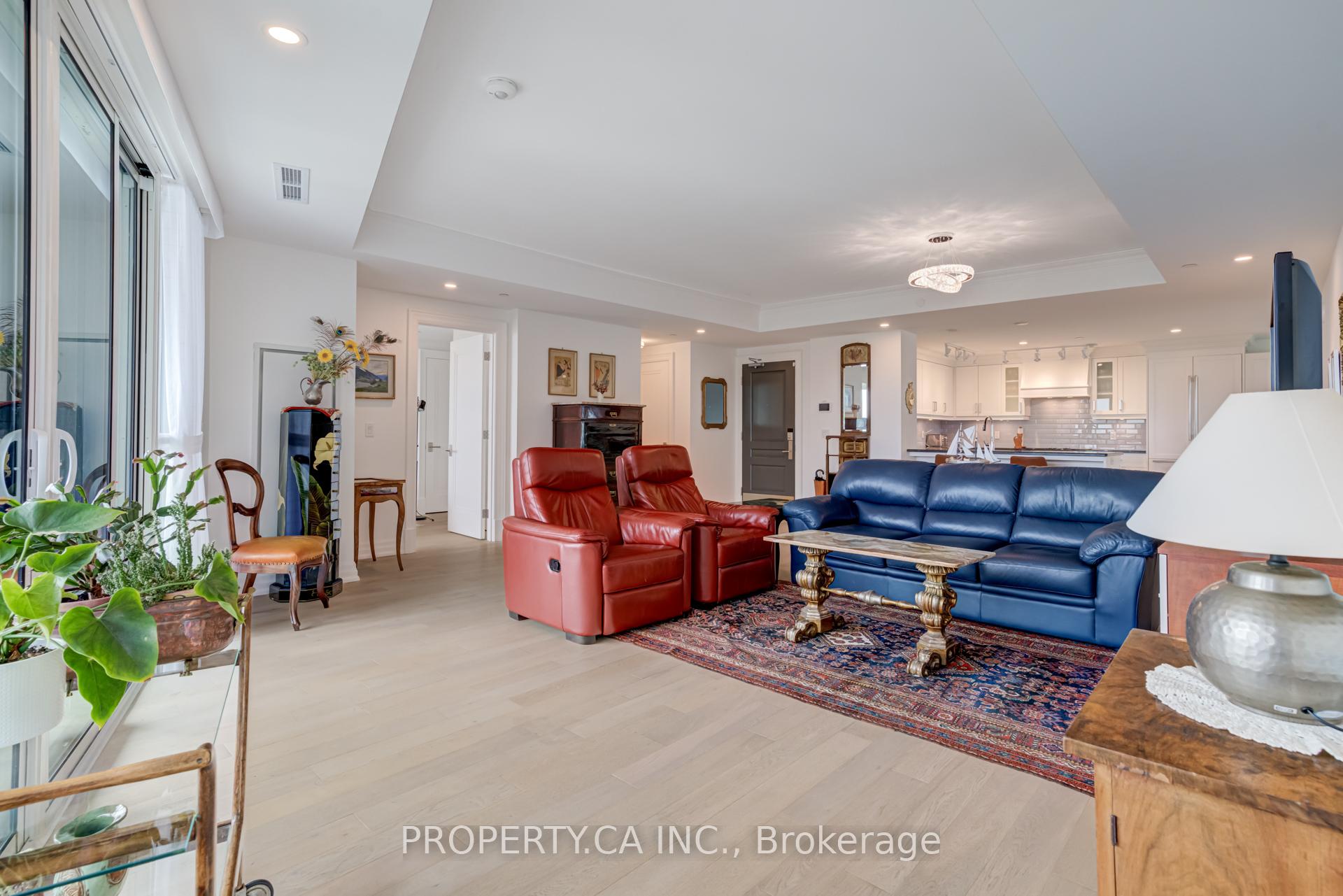 3 Bedrooms Condo at 2060 Lakeshore, Burlington For sale