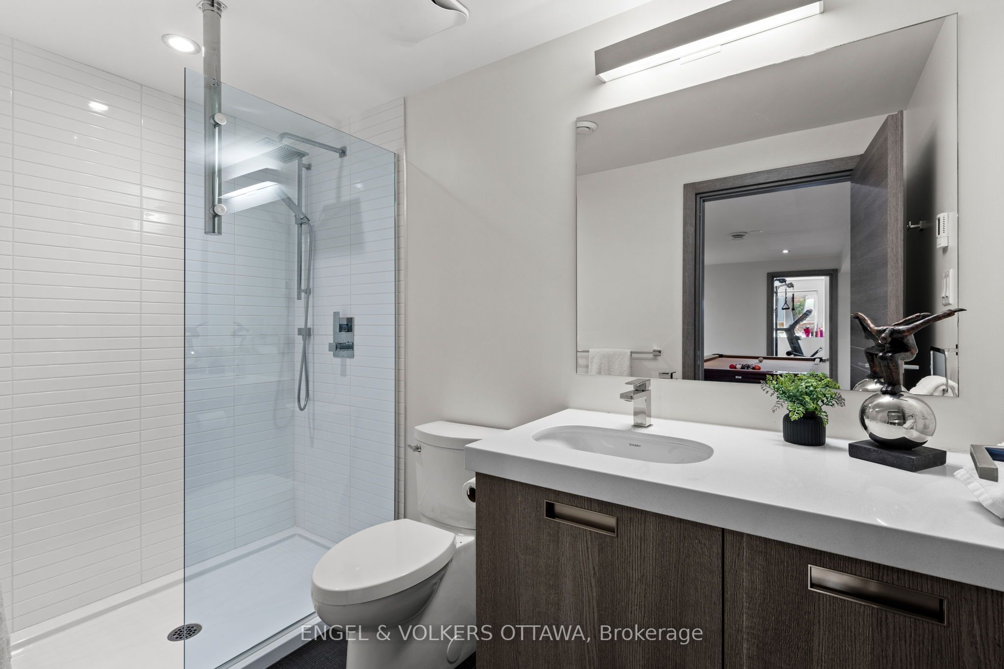 582 Byron Avenue, CarlingwoodWestboroandArea, ON K2A 0E4