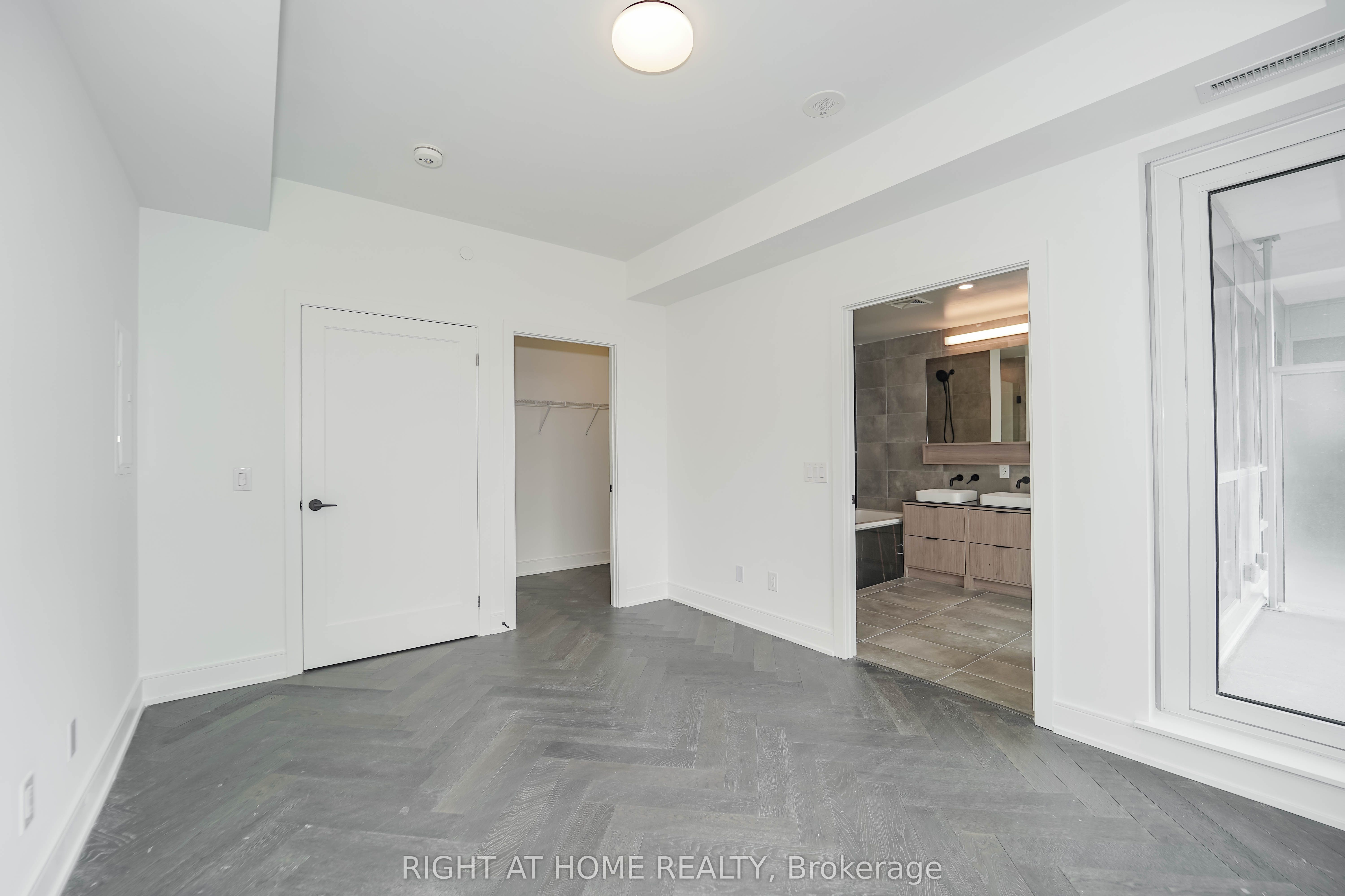 8888 Yonge Street, #1101