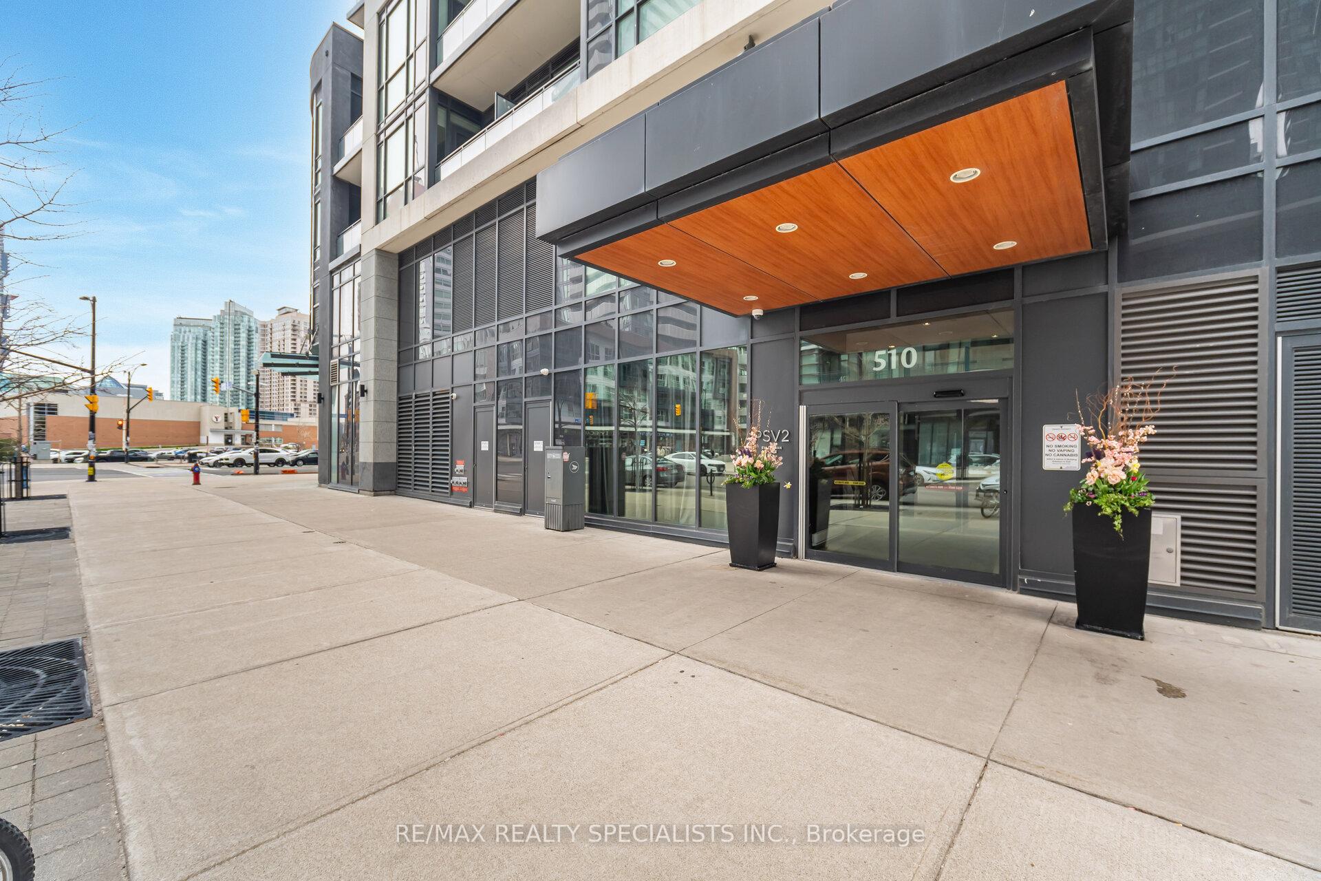 2 Bedrooms Condo at 510 Curran,  Mississauga For sale