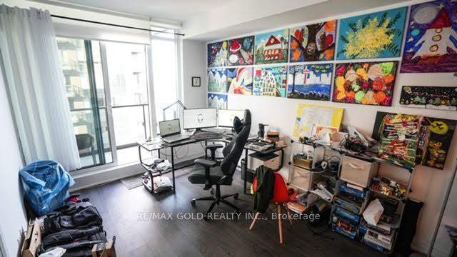 3 Bedrooms Condo at 1928 Lakeshore, Toronto For sale