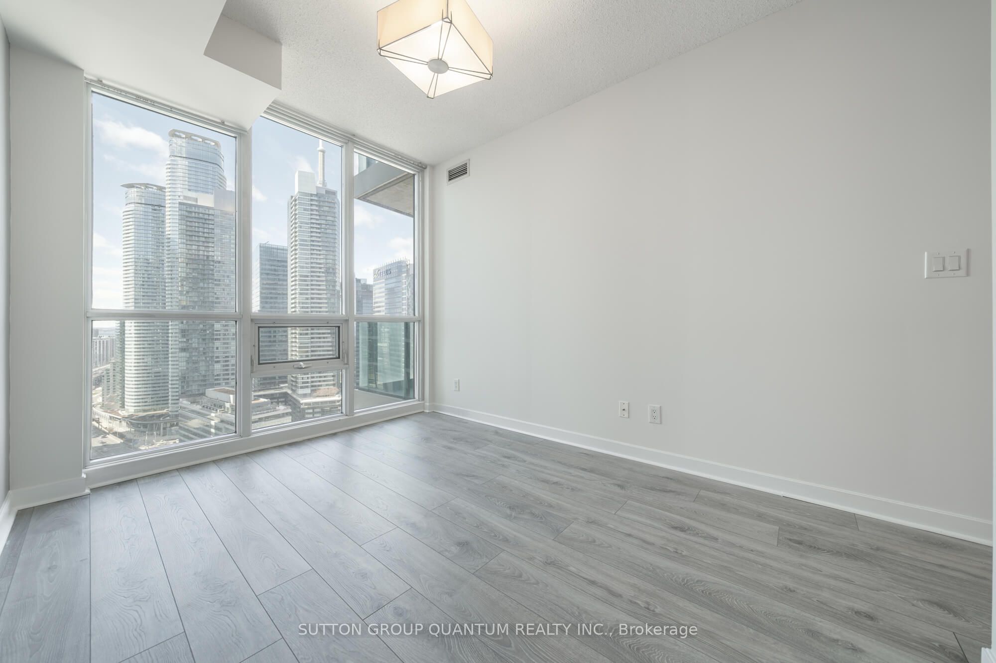 18 Harbour Street, #2901