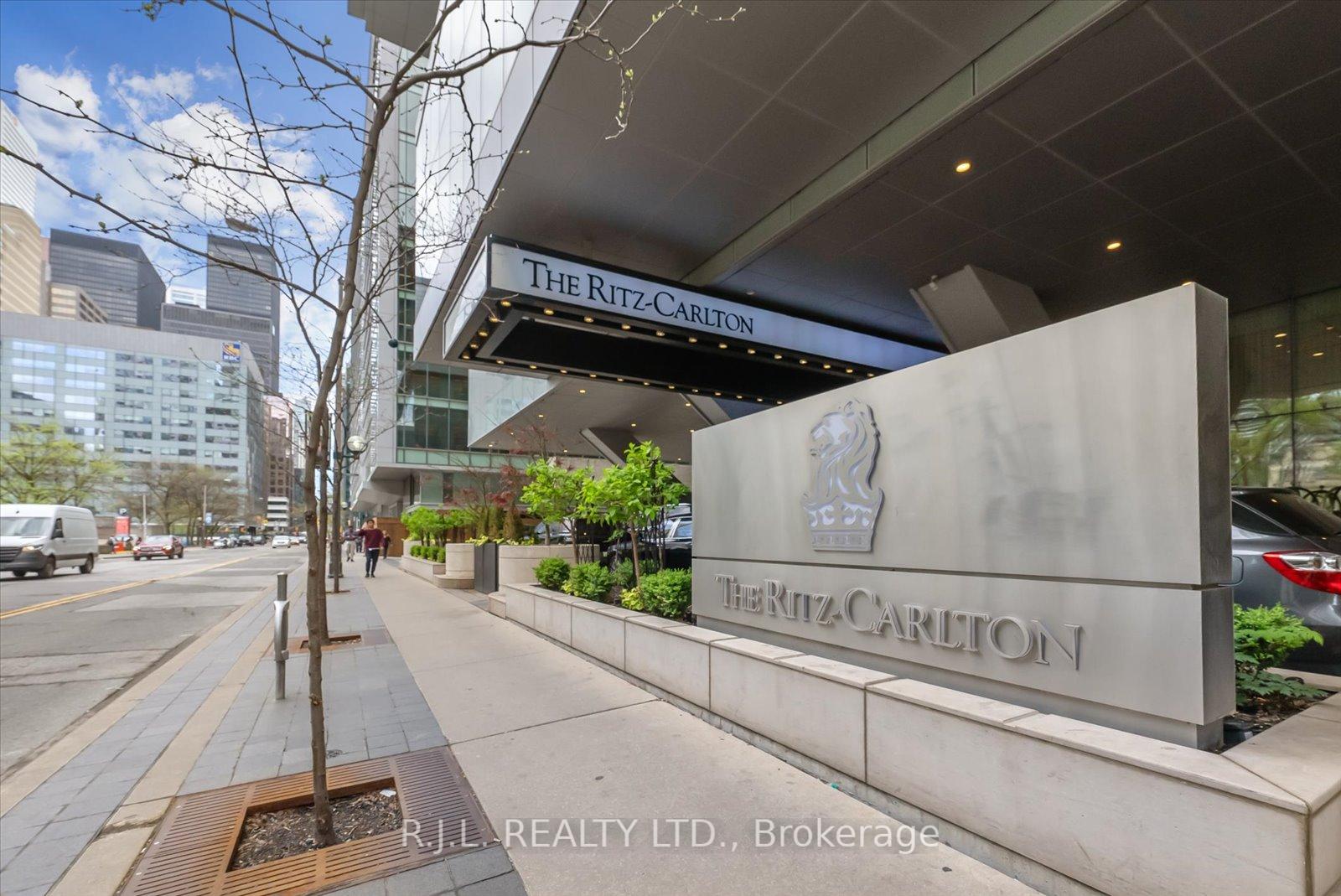 1 Bedroom Condo at 183 Wellington, Toronto For sale