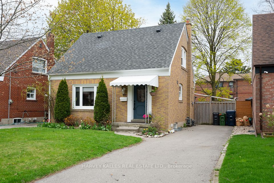 89 Charleswood