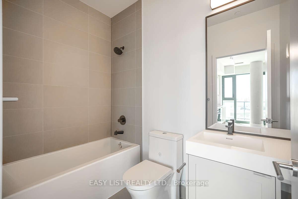 3 Bedrooms Condo at 250 Lawrence, Toronto For sale