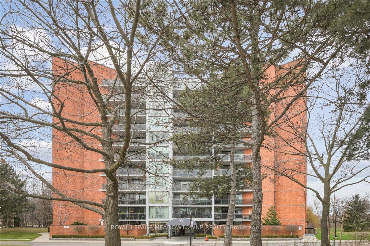 2 Bedrooms Condo at 2665 Windwood, Mississauga For sale