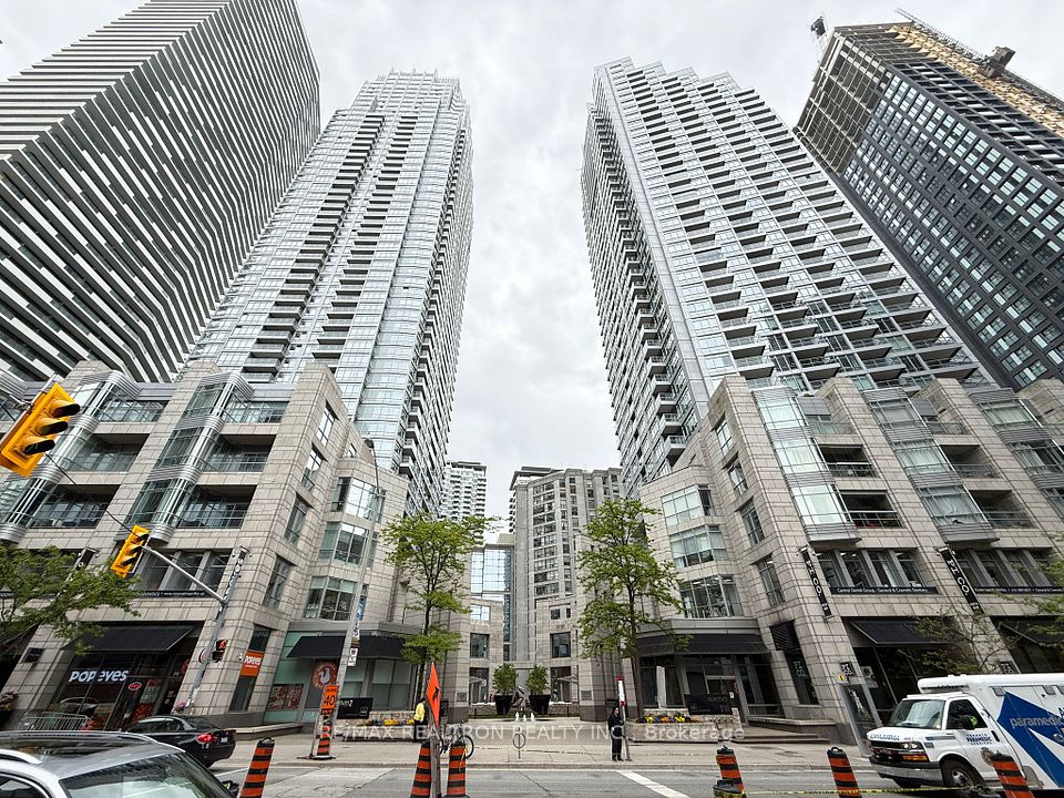 2191 Yonge