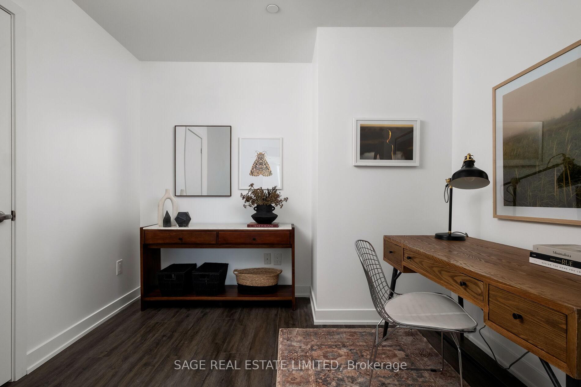 3 Bedrooms Condo at 630 Greenwood,  Toronto For sale