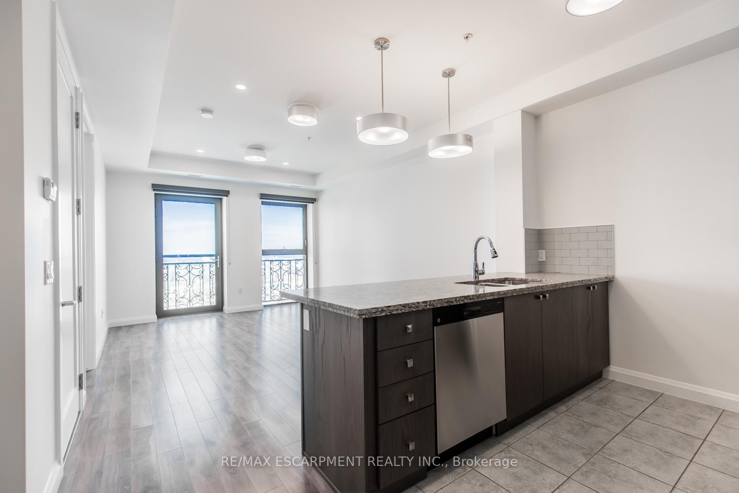 1 Bedroom Condo at 112 King,  Hamilton For sale