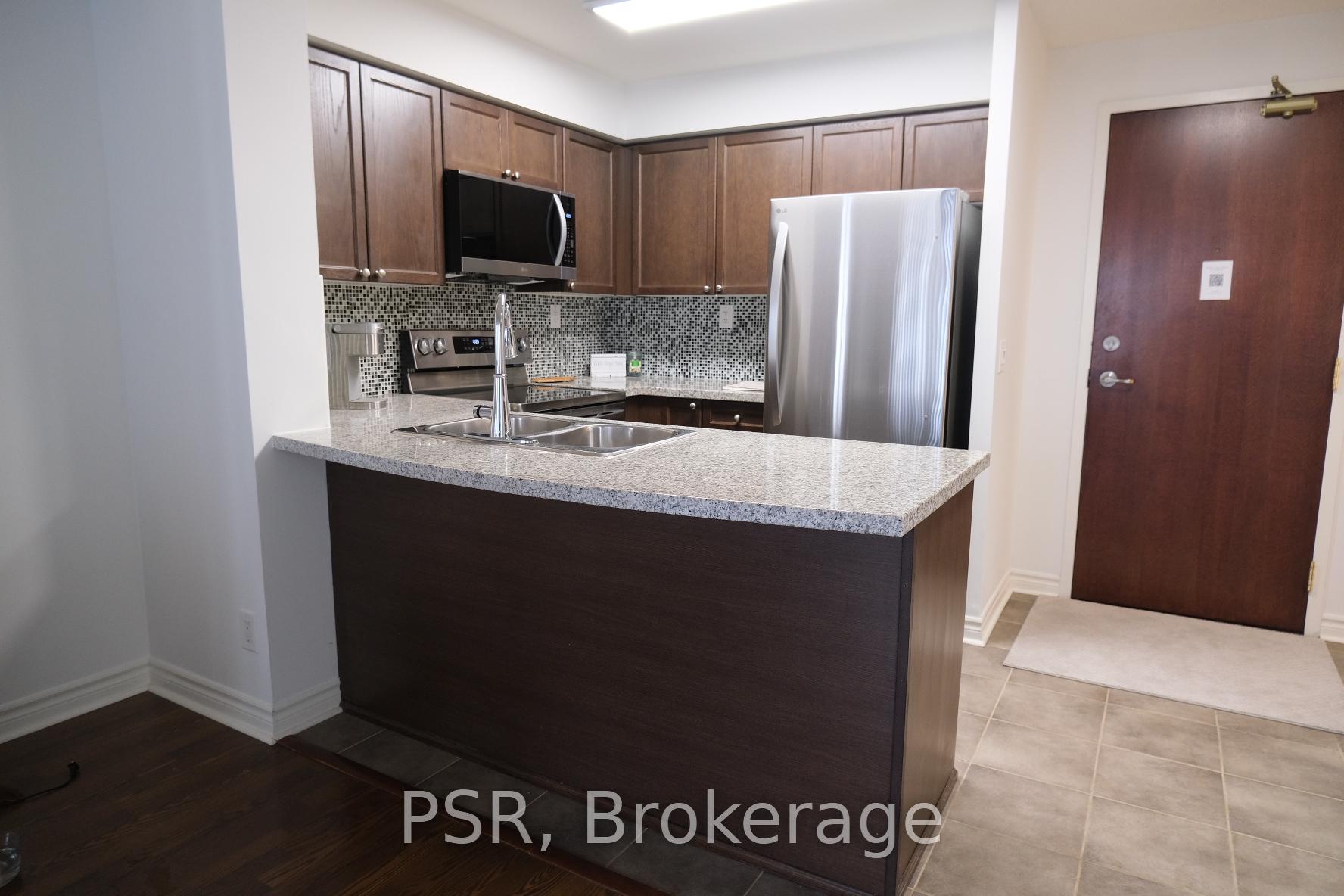 2 Bedrooms Condo at 5 Michael Power,  Toronto For sale