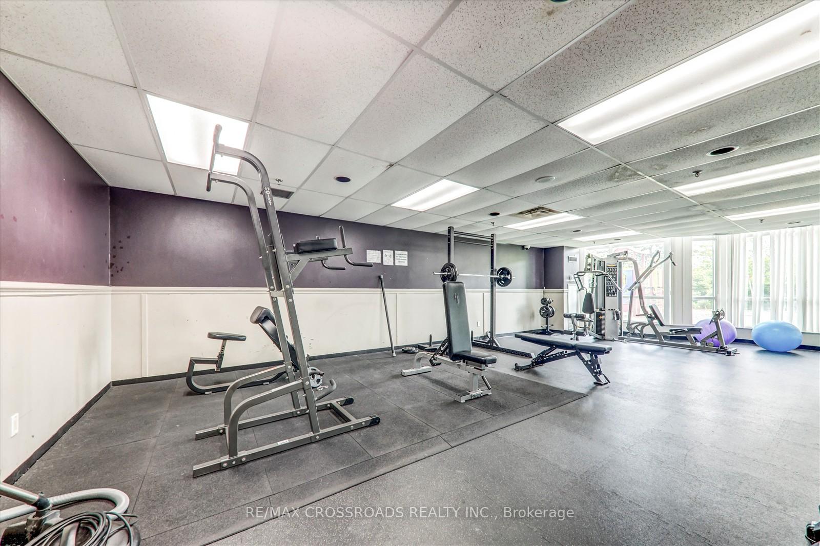 2 Bedrooms Condo at 1 Rowntree, Toronto For sale