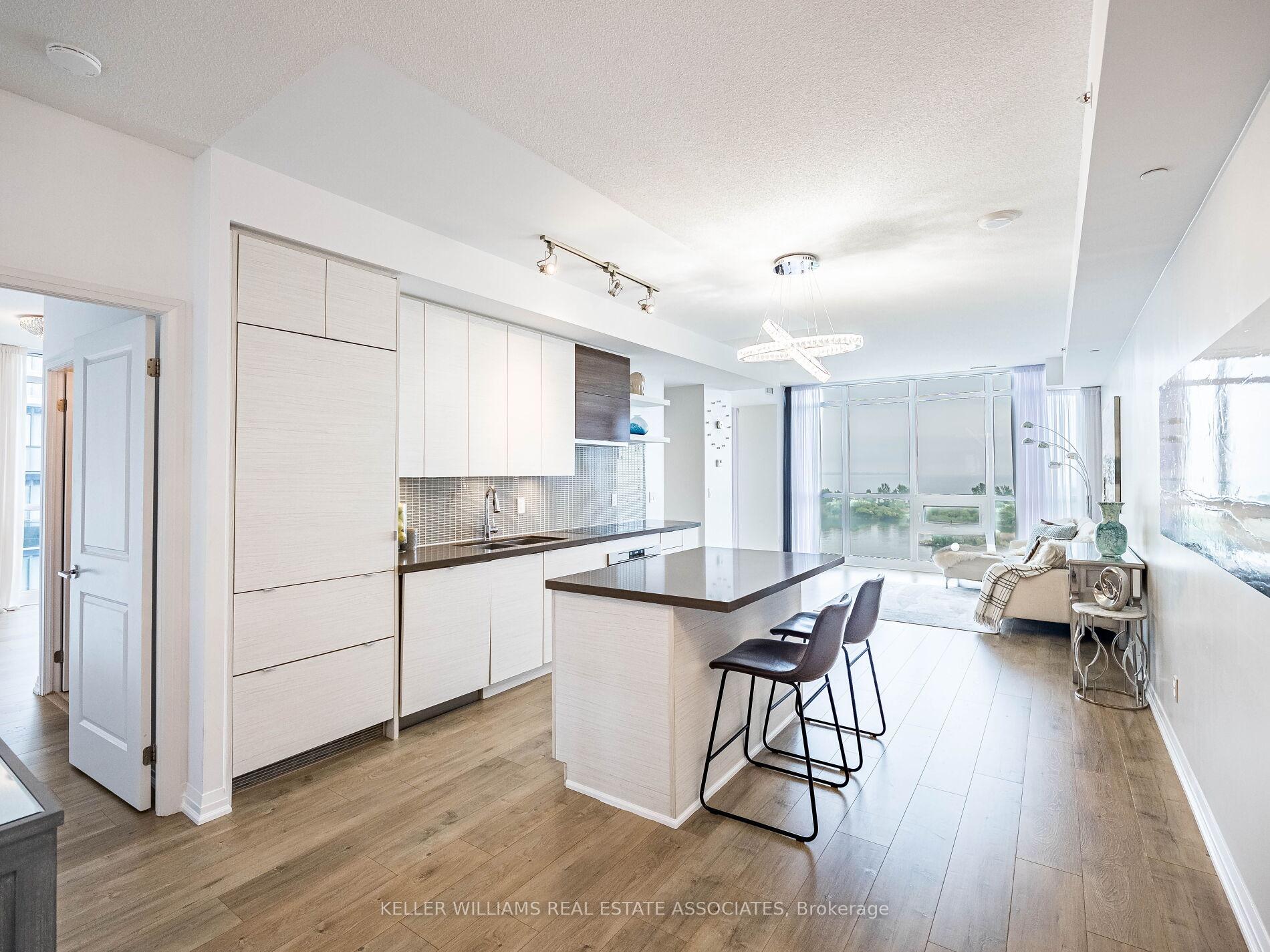 3 Bedrooms Condo at 59 Annie Craig, Toronto For sale