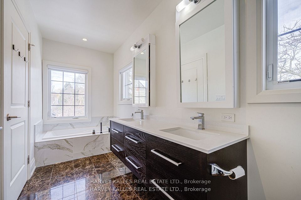 107 Bayview Ridge