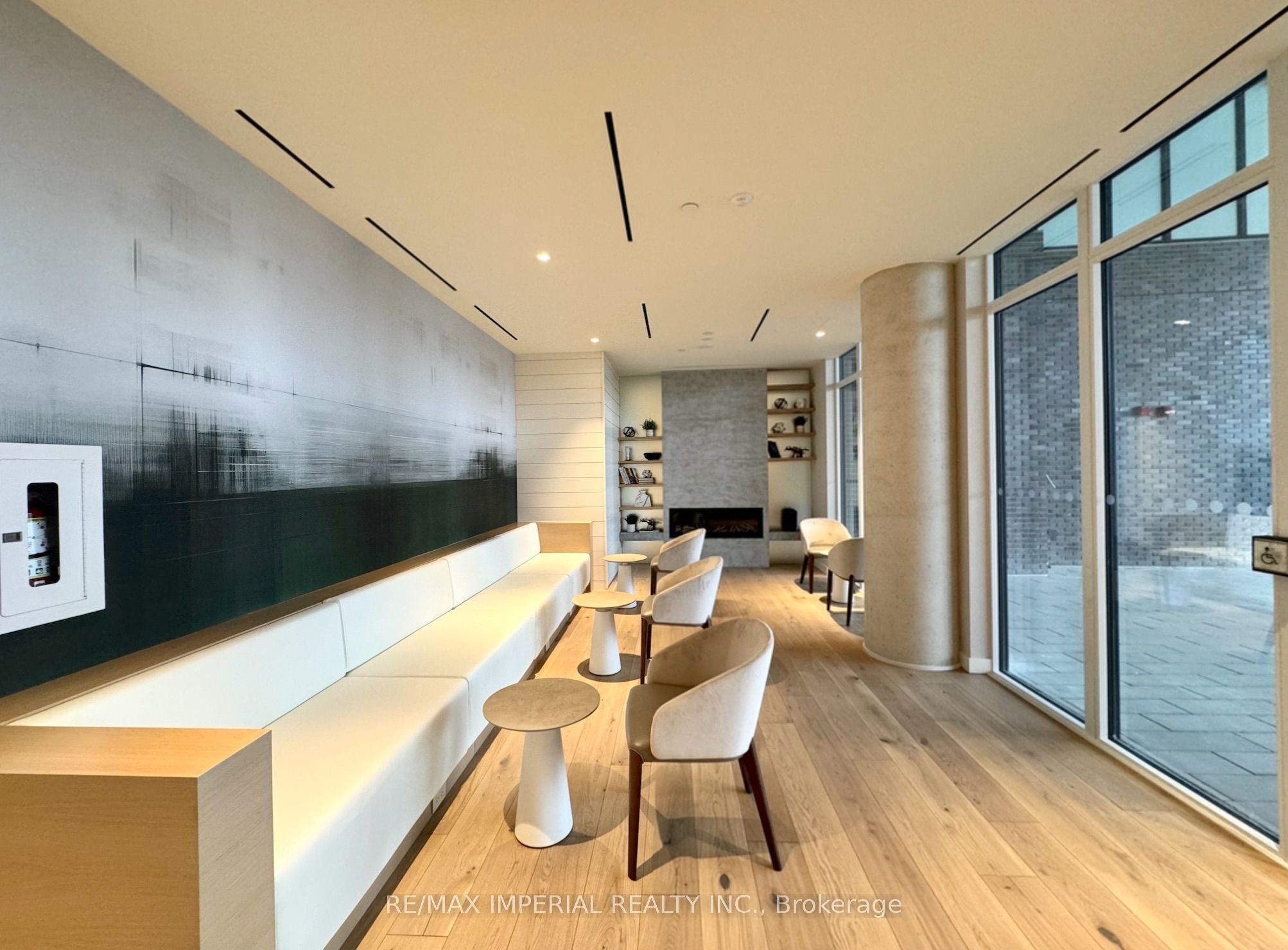 5 DEFRIES Street, #3102