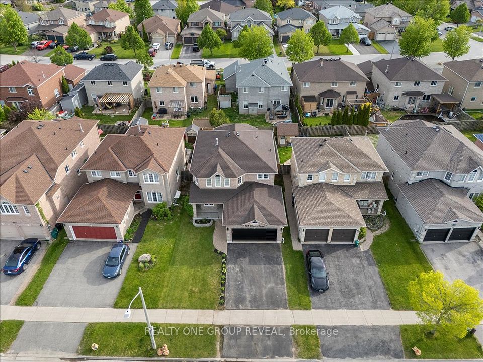 125 Dean Avenue, Barrie, ON L4N 0V4
