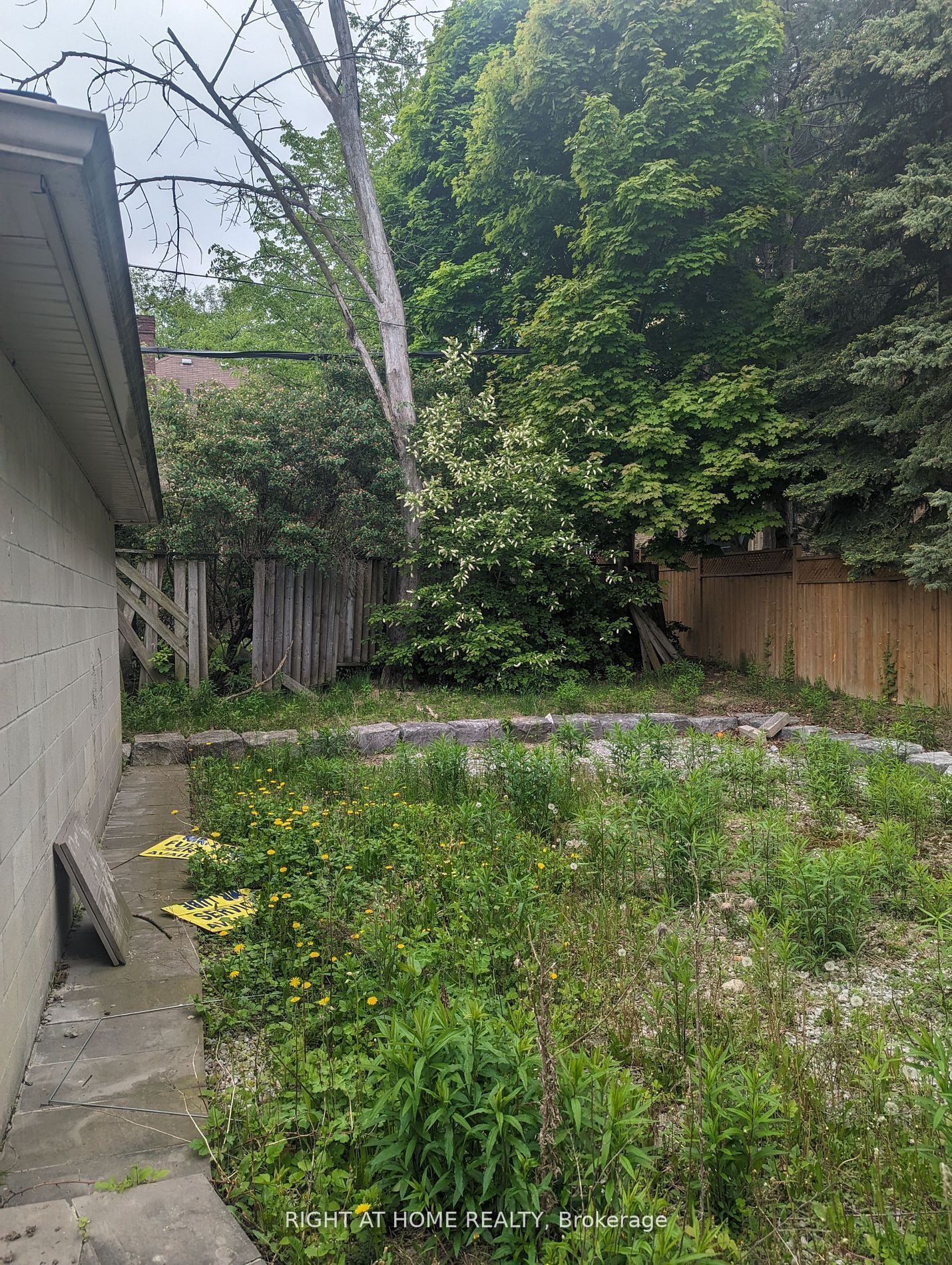 782 Spadina Road, Toronto, ON M5P 2X6