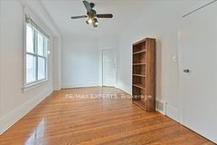 18 Barton Avenue