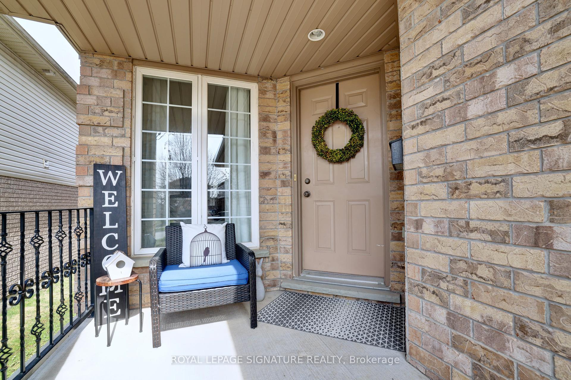 16 Valleyhaven Lane, Guelph, ON N1E 0A3