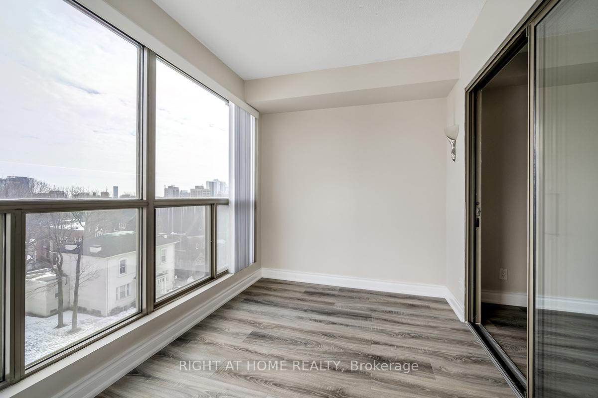 2 Bedrooms Condo at 298 JARVIS,  Toronto For sale