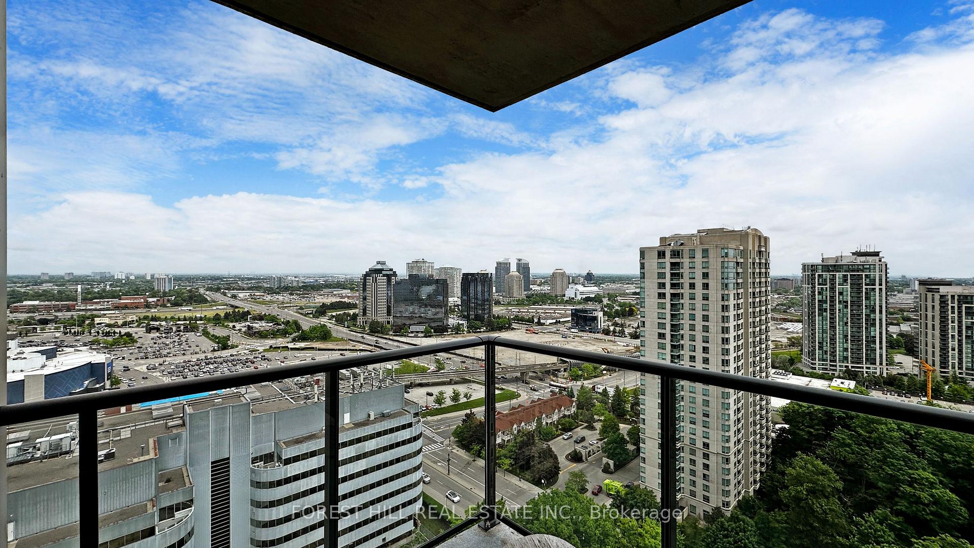 2 Bedrooms Condo at 190 Borough, Toronto For sale