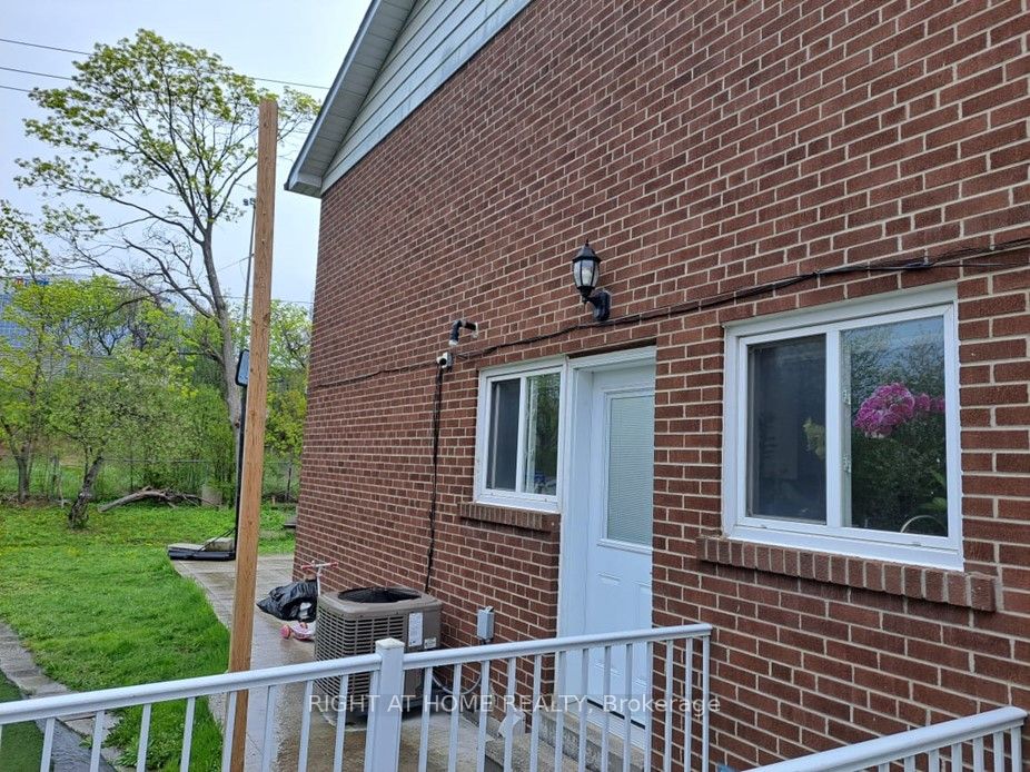 148 Sexton Crescent
