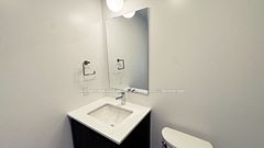 395 Dundas Street W 436