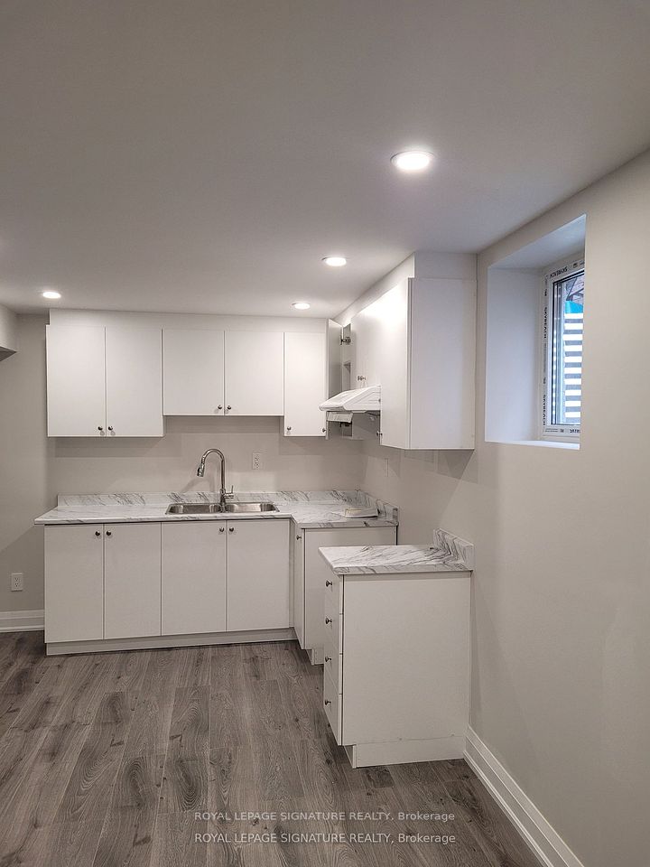 5098 Churchill Meadows