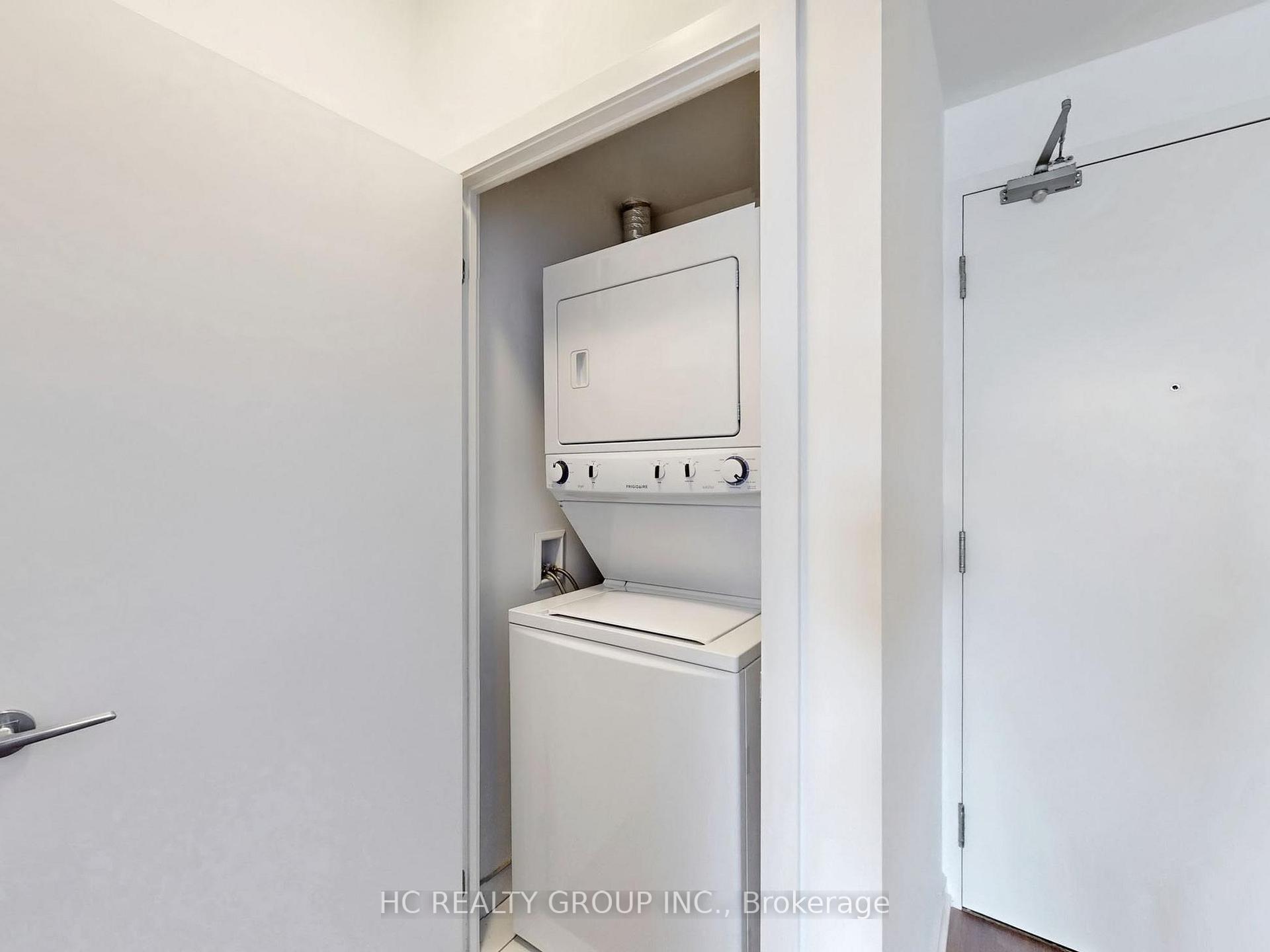 1 Bedroom Condo at 70 Forest Manor, Toronto For sale