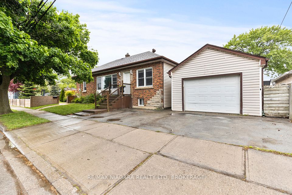 272 Wallace