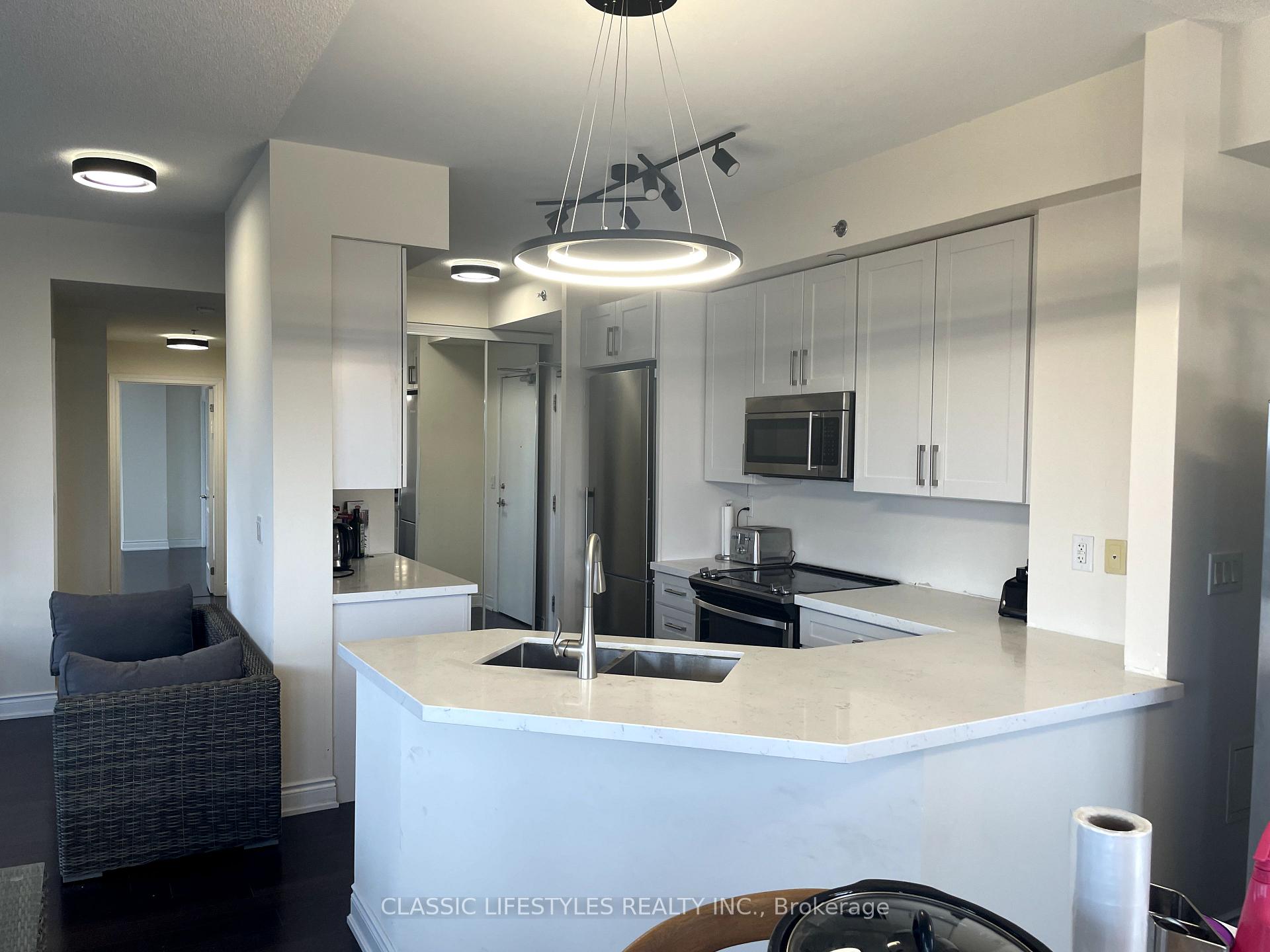 2 Bedrooms Condo at 760 Sheppard,  Toronto For sale