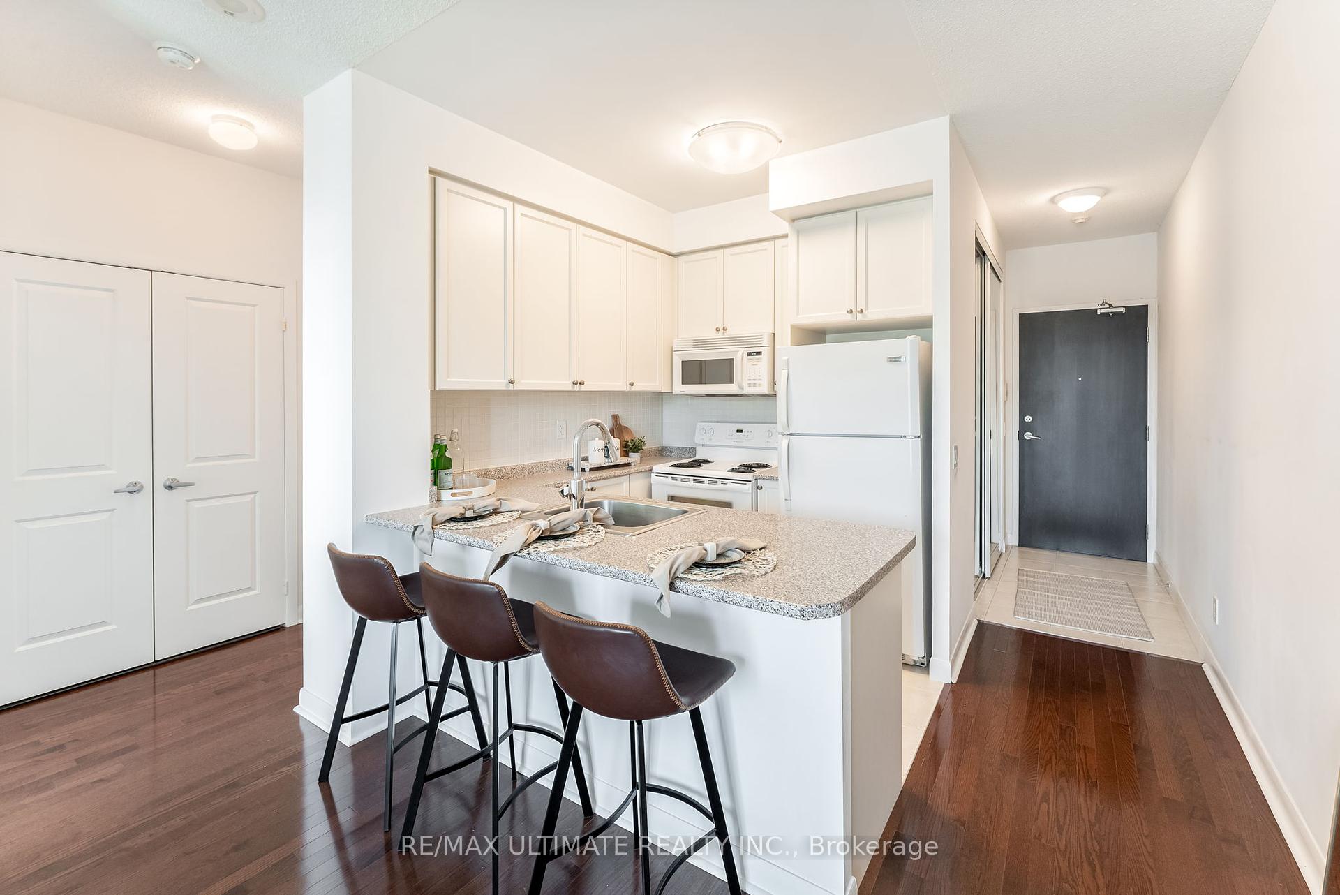 1 Bedroom Condo at 235 Sherway Gardens,  Toronto For sale