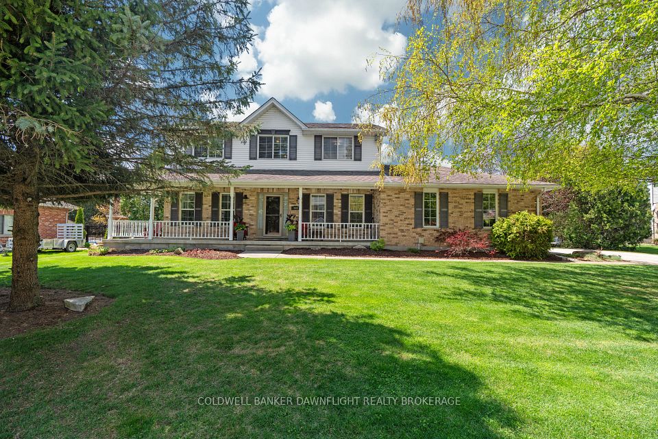 152 Salisbury
