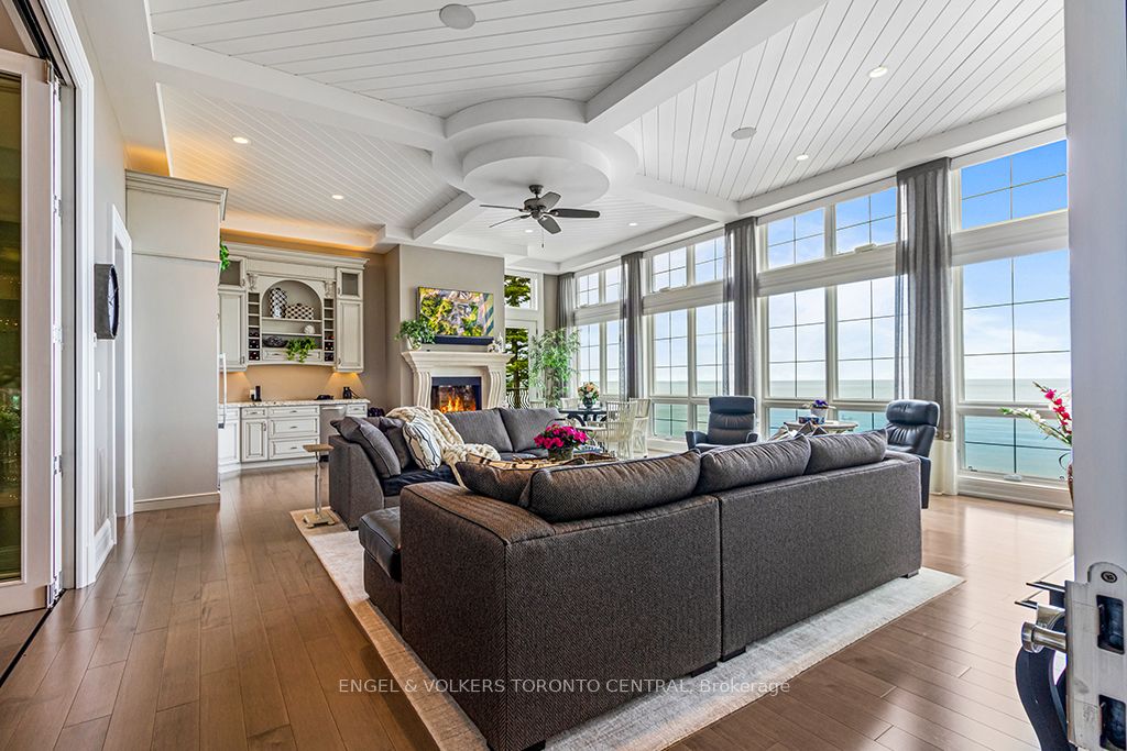 175 Pineway Parkway, Kingsville, ON N9Y 2J1