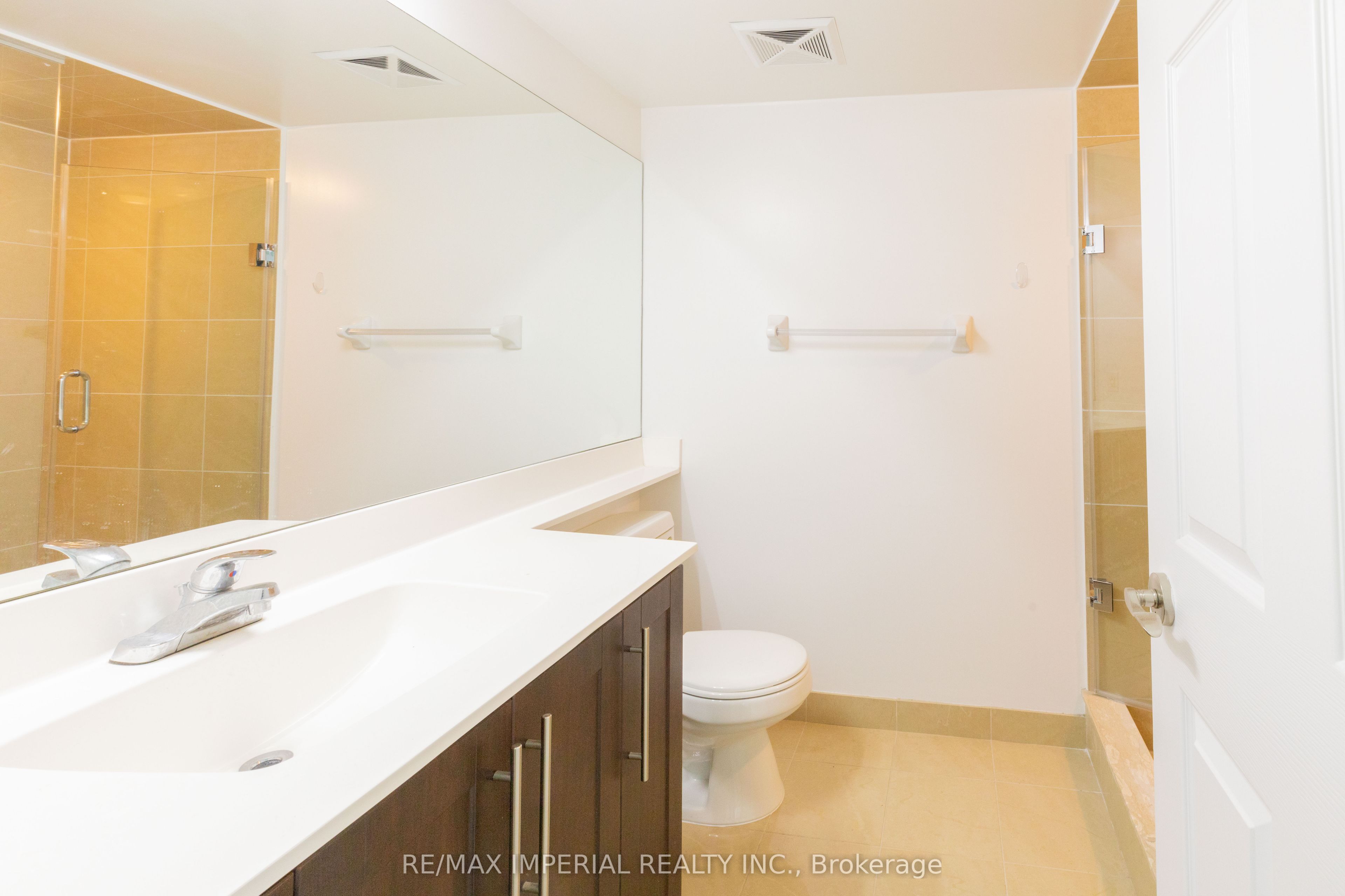 25 Greenview Avenue, #1821