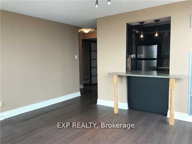 736 Bay Street, #3001