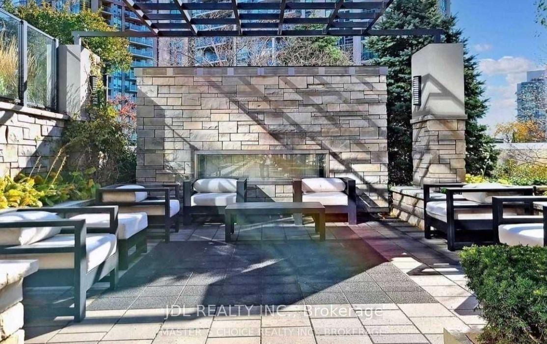 2 Anndale Drive, #3105