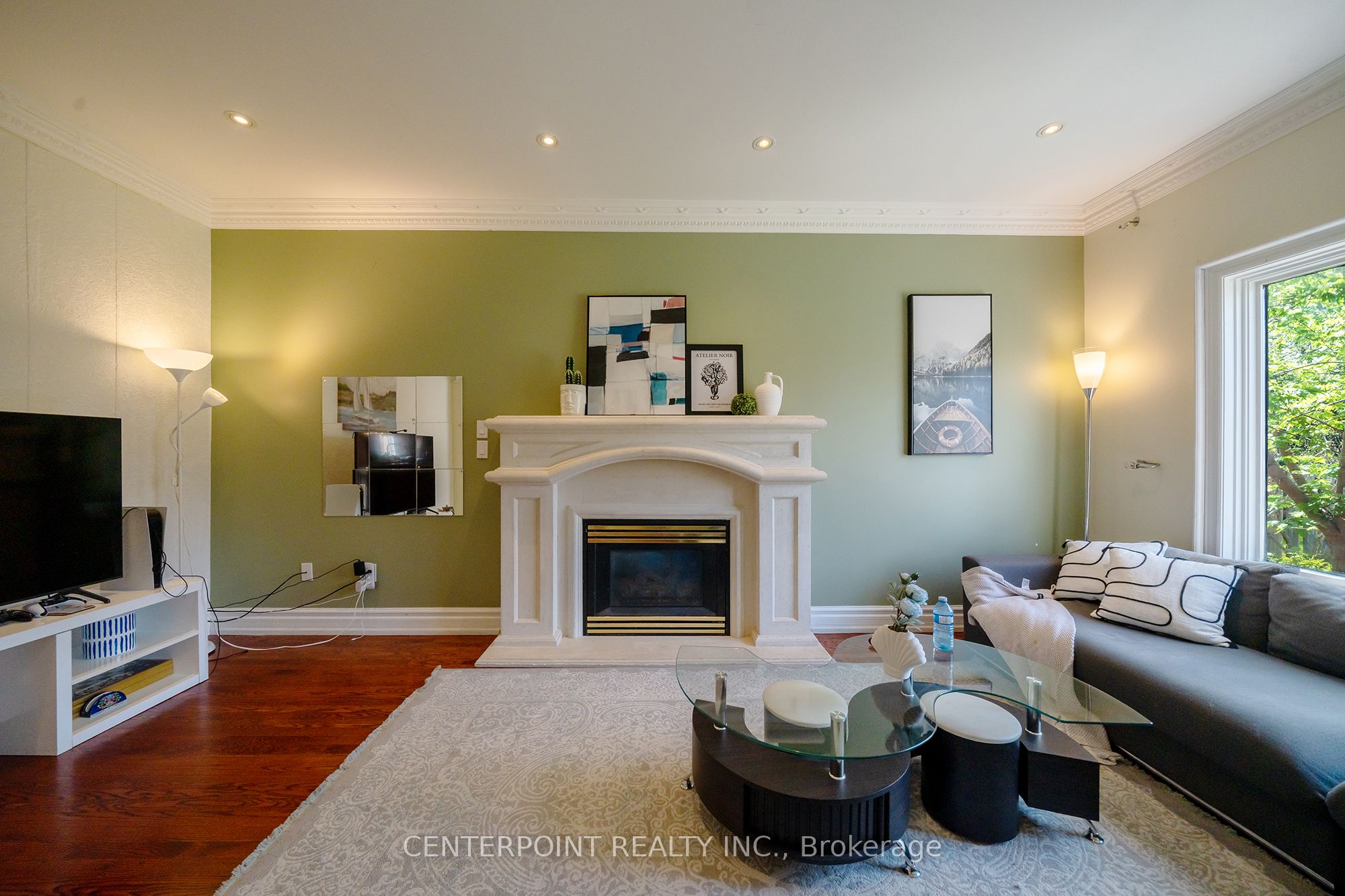 277 Oxford Street