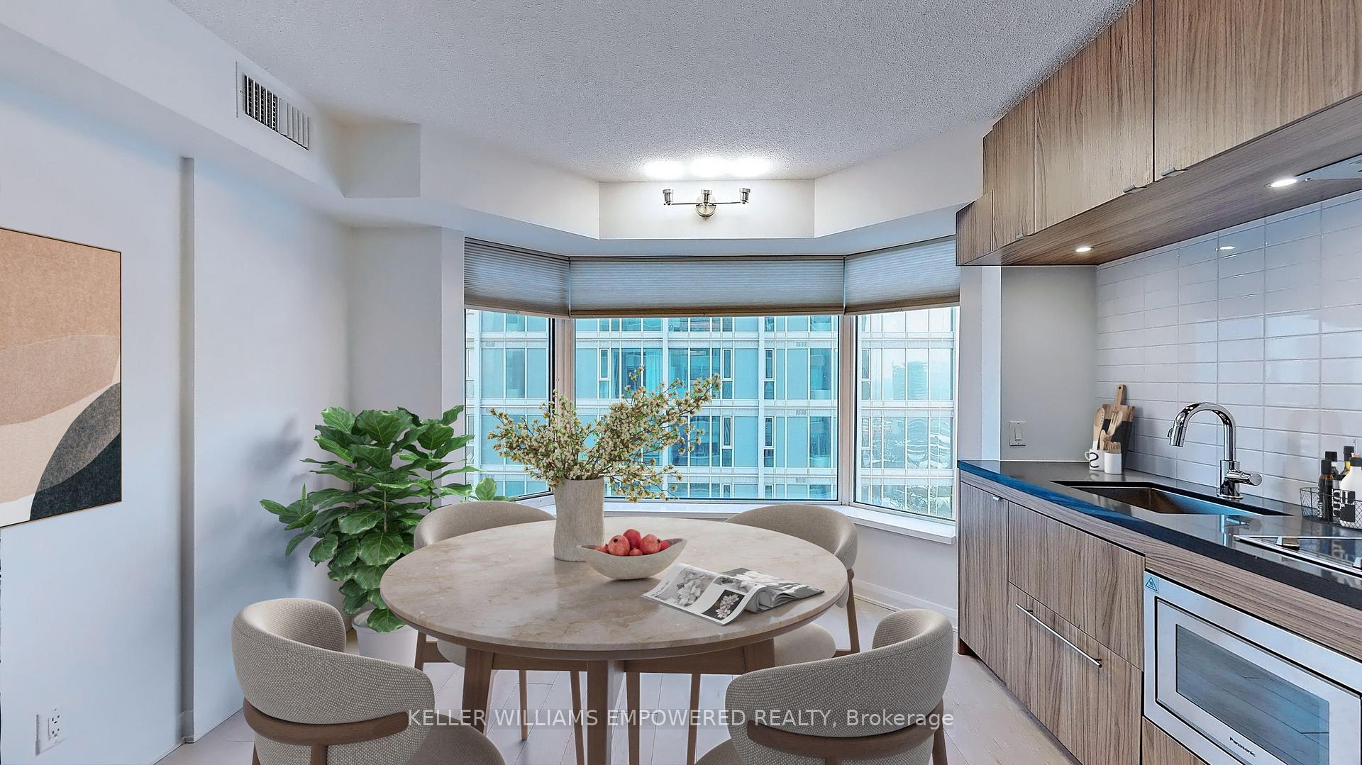 1 Bedroom Condo at 155 Yorkville,  Toronto For sale