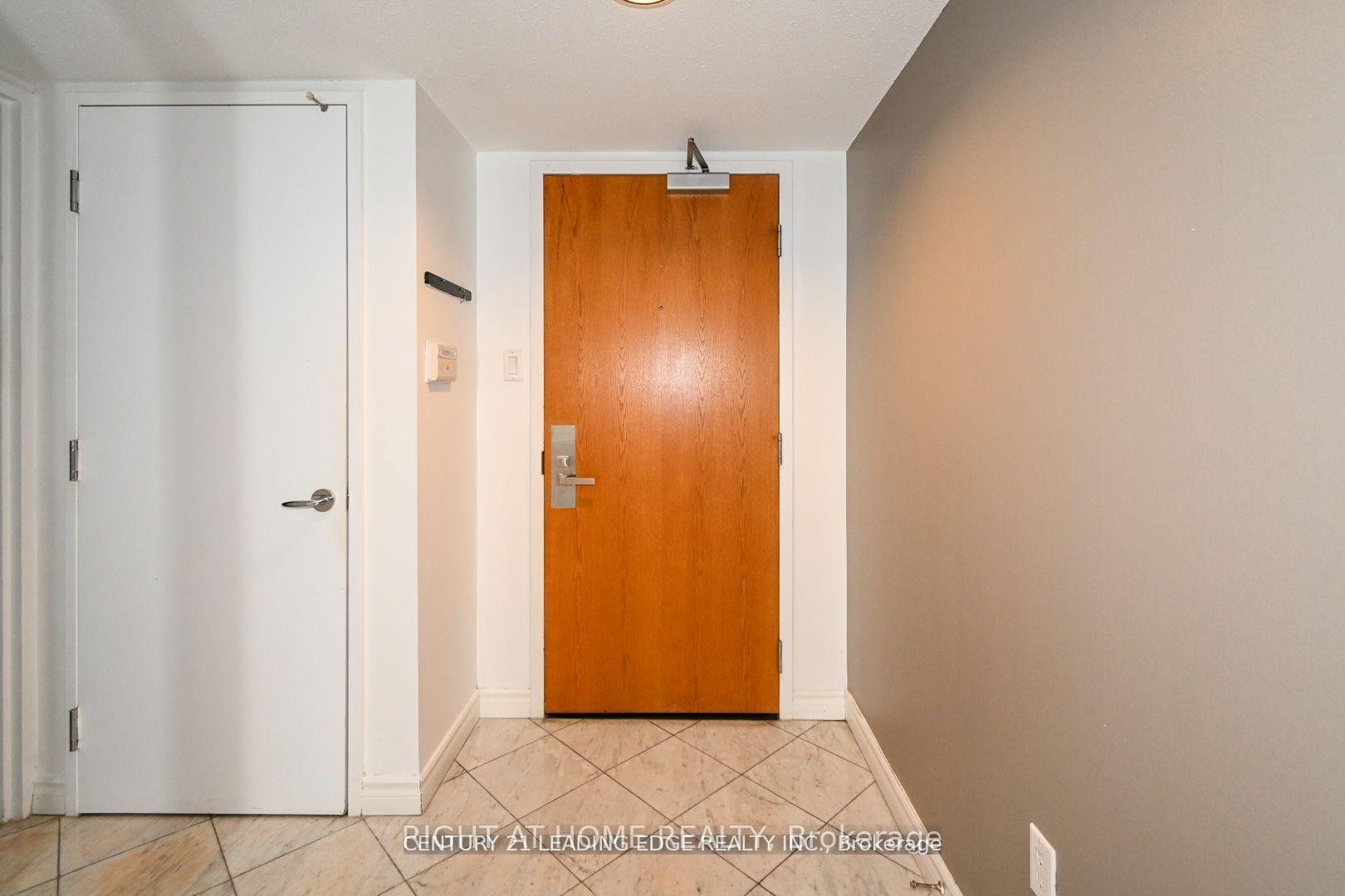 1 Bedroom Condo at 38 Elm, Toronto For sale