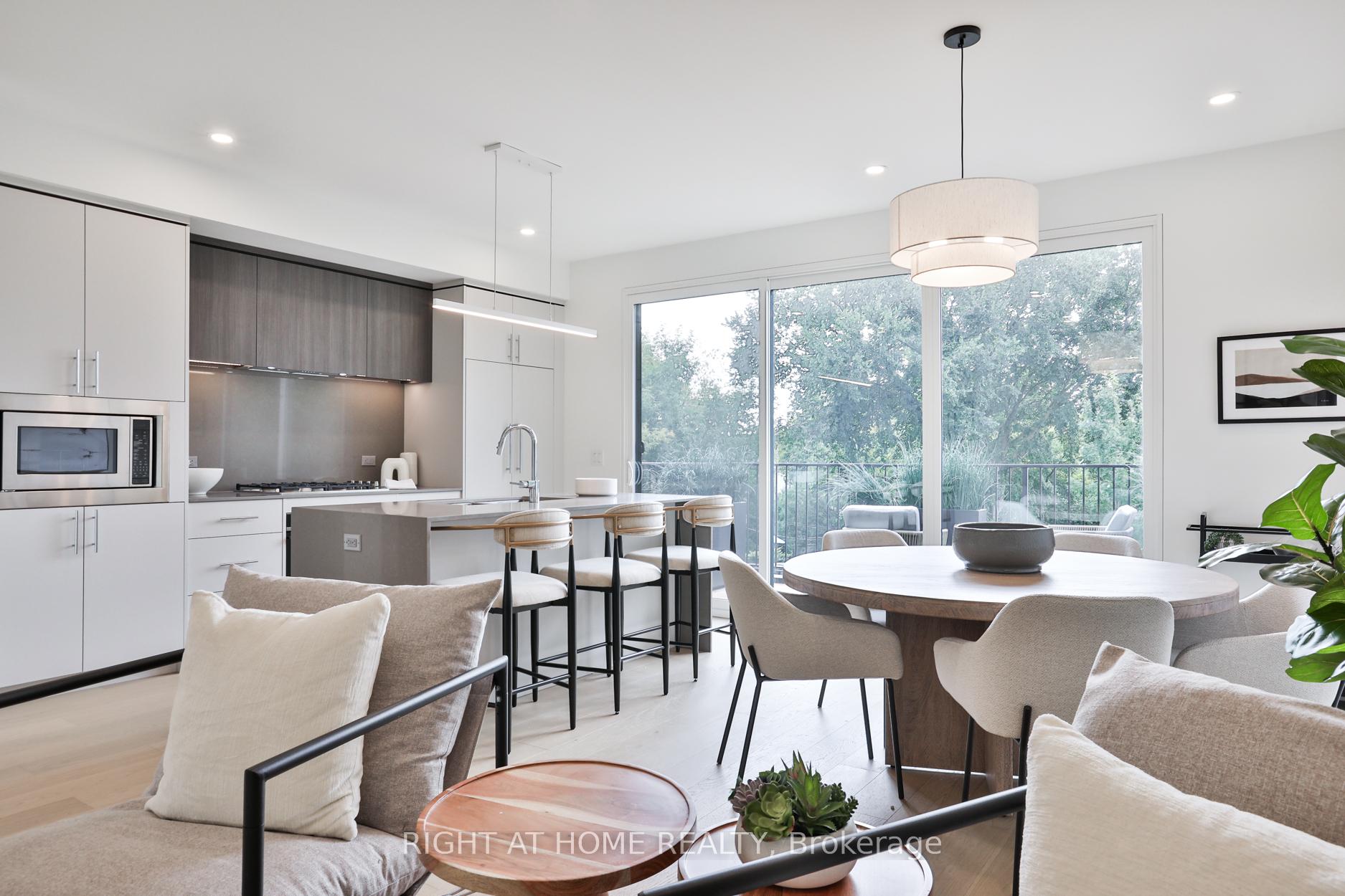3 Bedrooms Condo at 2343 Gerrard, Toronto For sale