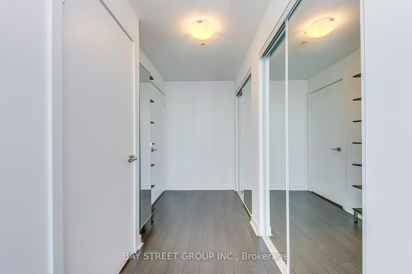 2 Bedrooms Condo at 3985 Grand Park, Mississauga For sale