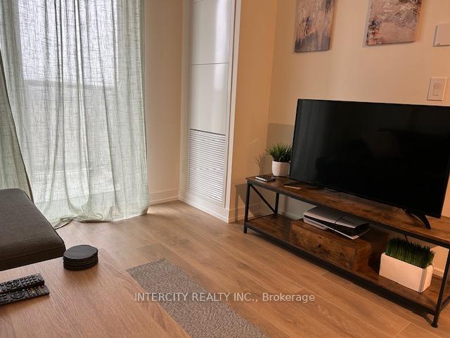 1 Bedroom Condo at 345 Wheat Boom, Oakville For sale