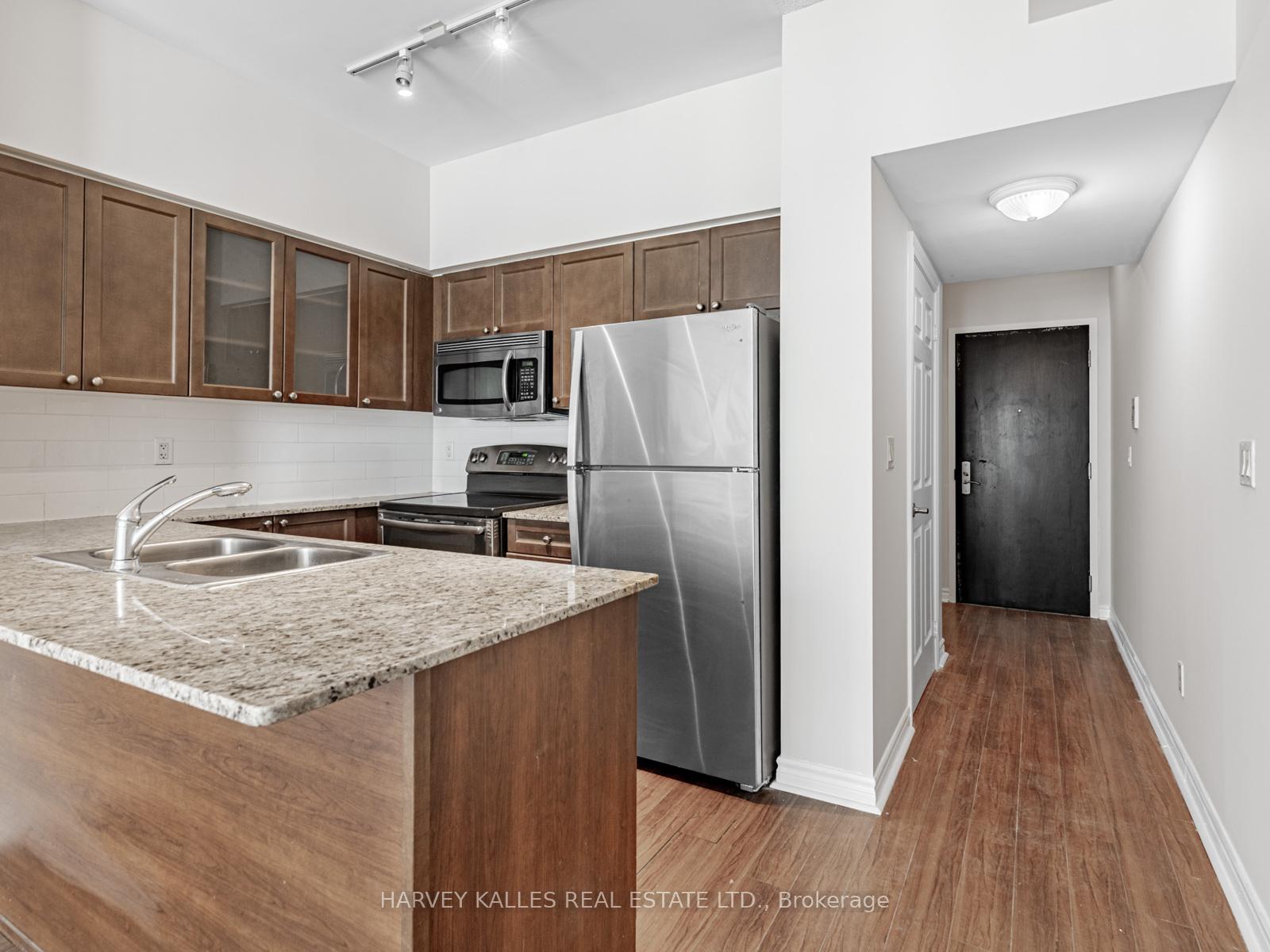 1 Bedroom Condo at 761 Bay, Toronto For sale