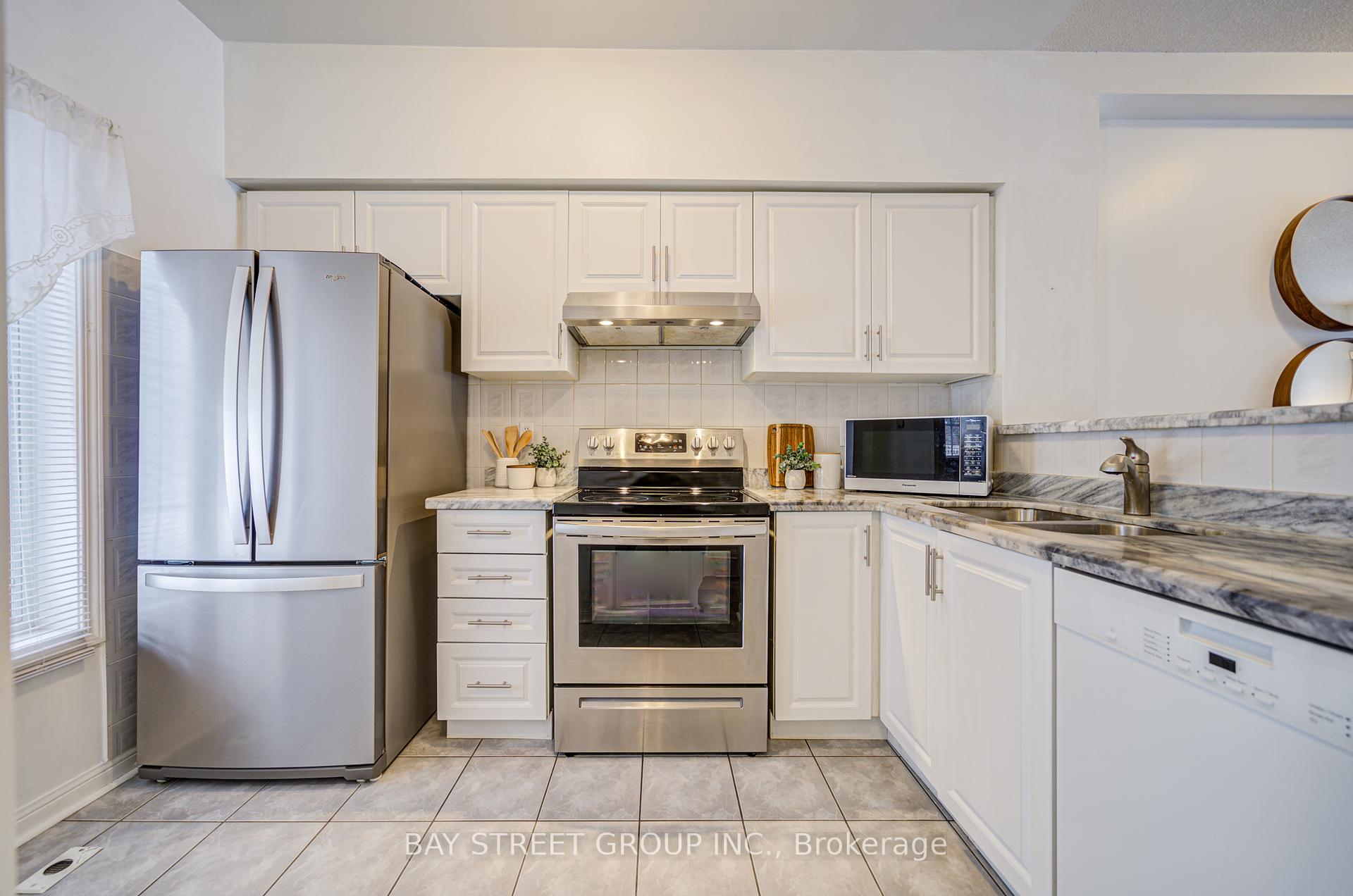 #6 - 10 St Moritz Way, Markham, ON L3R 4G4 #6