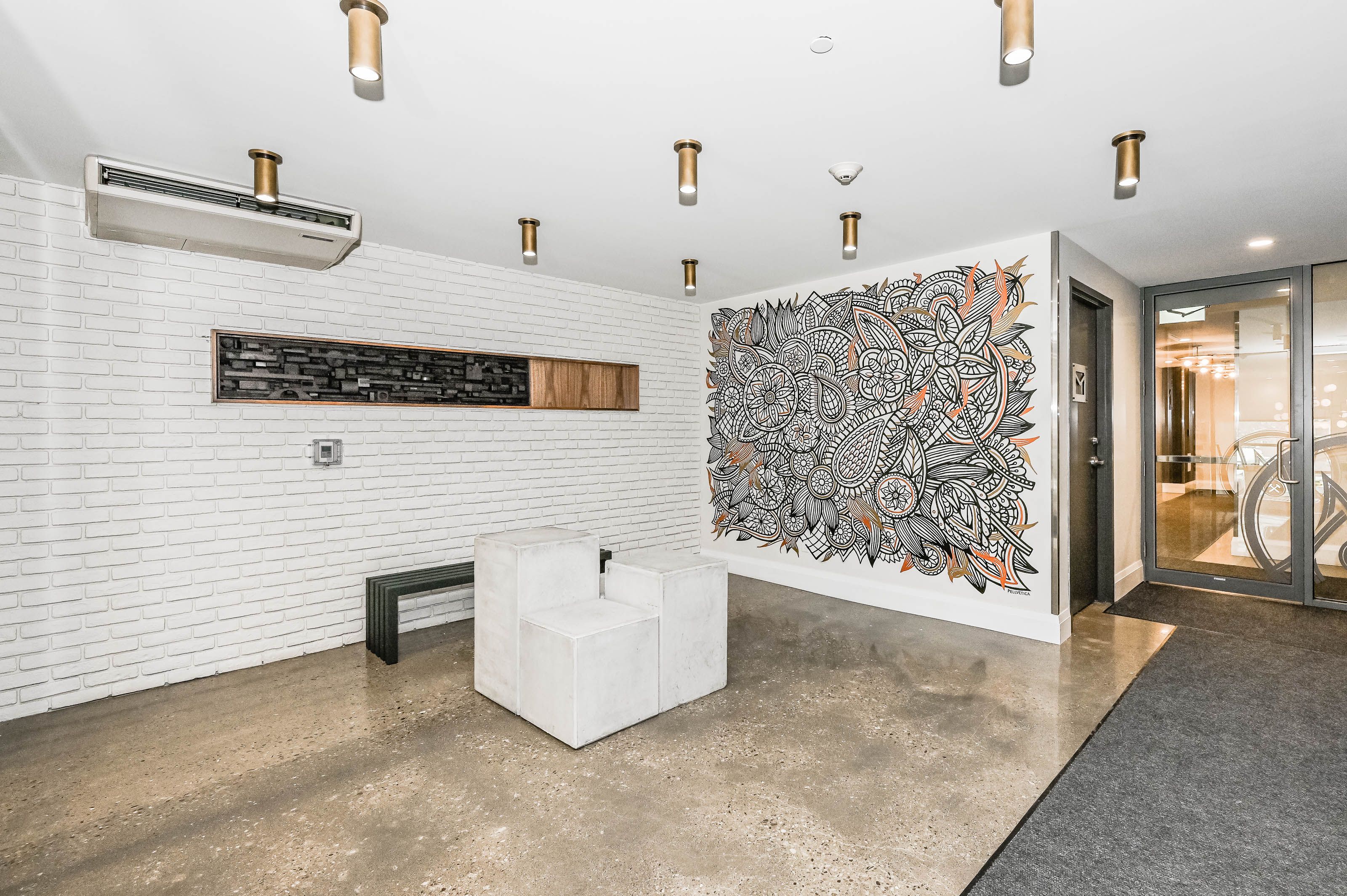 63 Arthur Street S 801