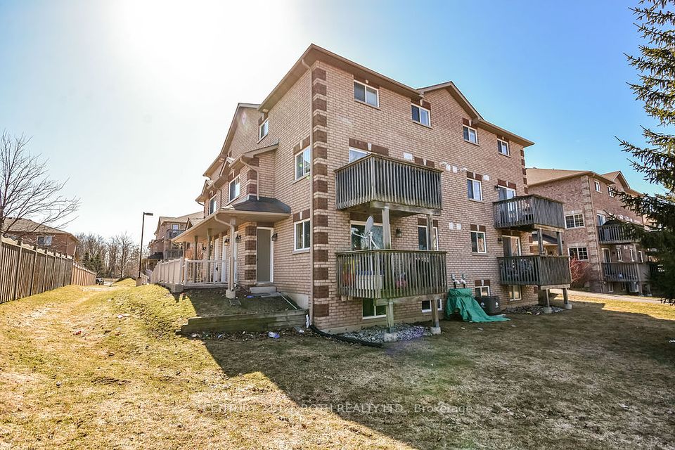 #2 - 87 Goodwin Drive, Barrie, ON L4N 6K4