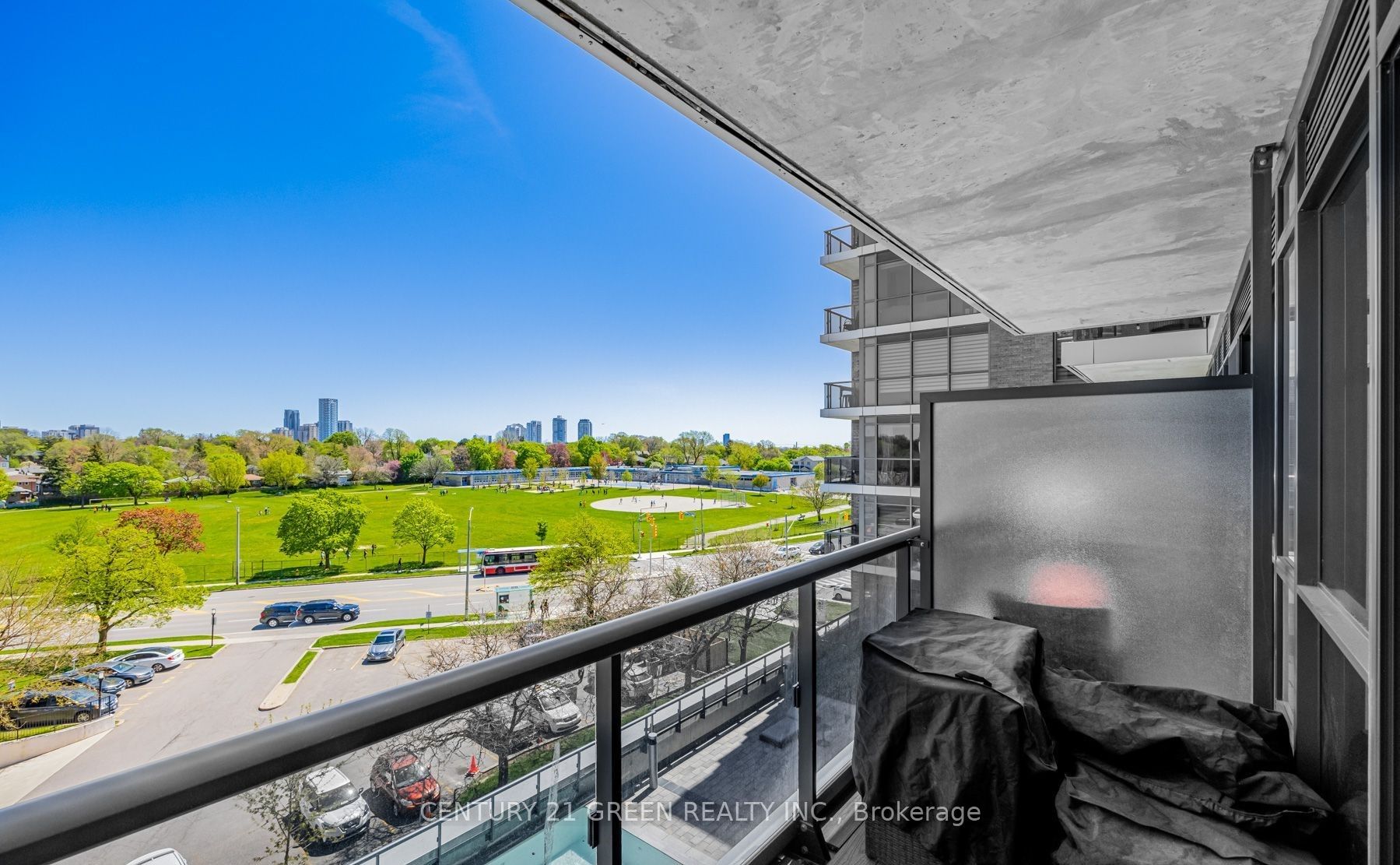 10 Gibbs Road, #514
