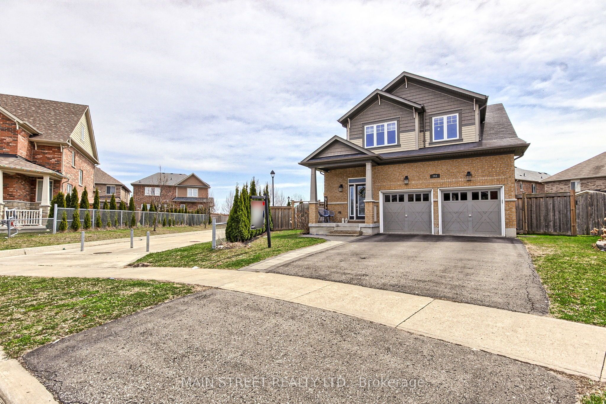 161 Blackwell Crescent